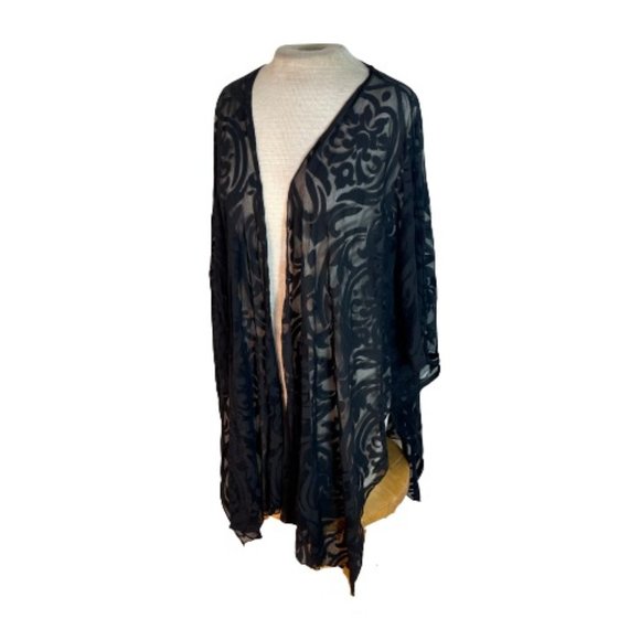 FOREVER 21 Tops - Forever 21 Sheer Burnout Shawl Wrap Black M Medium